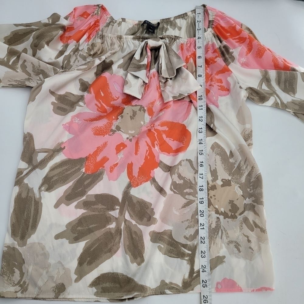 St john silk floral bubble sleeves tie neck blouse top size 4 - Picture 10 of 11
